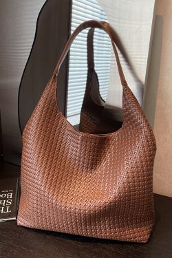 Korean Style Retro Tote Bag for Women, Trendy Underarm Shoulder Bag for Work and Commuting, Versatile Fashion Accessory for Autumn 2025