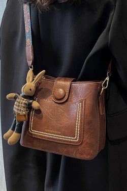 Korean Style Retro Wide Shoulder Strap Crossbody Bag for Women - Versatile Spring/Summer 2025 High-End Bucket Bag