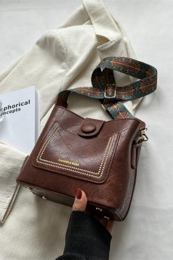 Korean Style Retro Wide Shoulder Strap Crossbody Bag for Women - Versatile Spring/Summer 2025 High-End Bucket Bag