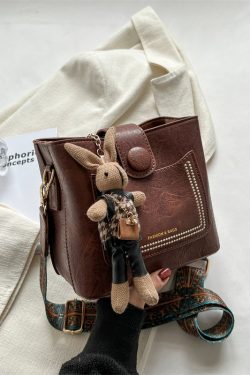 Korean Style Retro Wide Shoulder Strap Crossbody Bag for Women - Versatile Spring/Summer 2025 High-End Bucket Bag