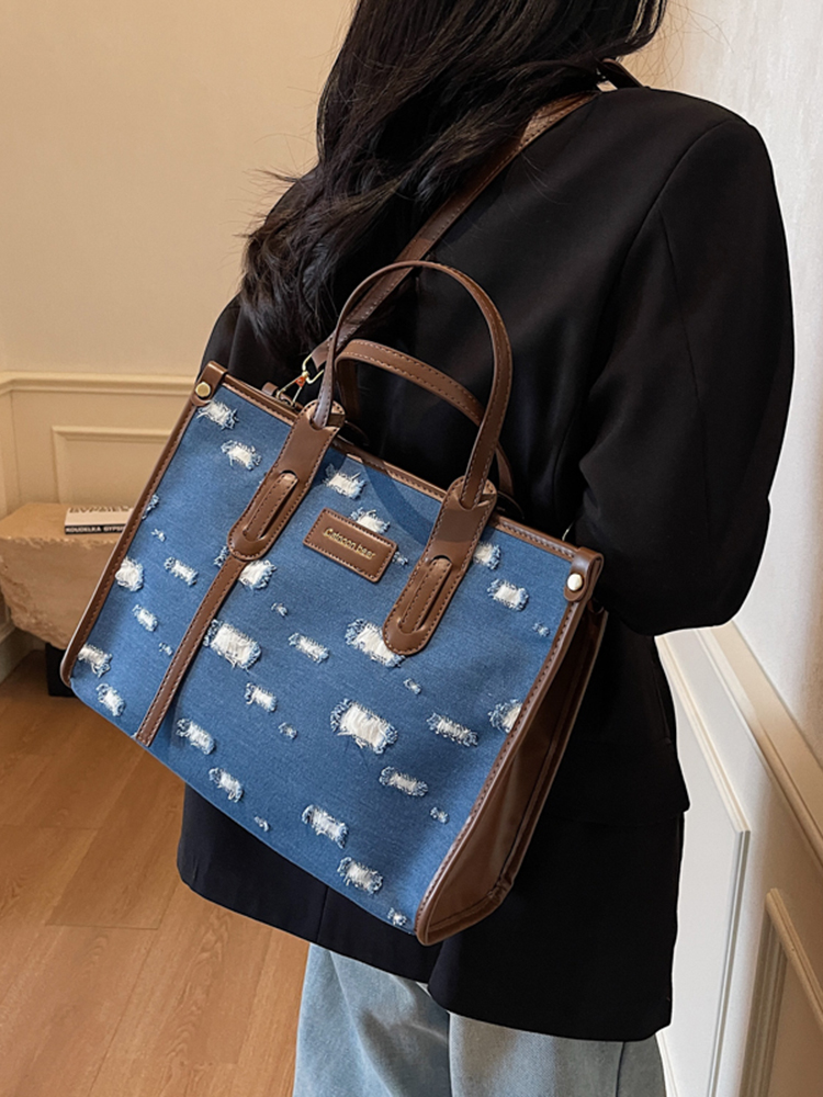 Korean-Style Ripped Denim Tote Bag for Women - Large Capacity Shoulder Crossbody Bag for Commuting - 2025 Fashion Trend Korean-Style Ripped Denim Tote Bag for Women - Large Capacity Shoulder Crossbody Bag for Commuting - 2025 Fashion Trend