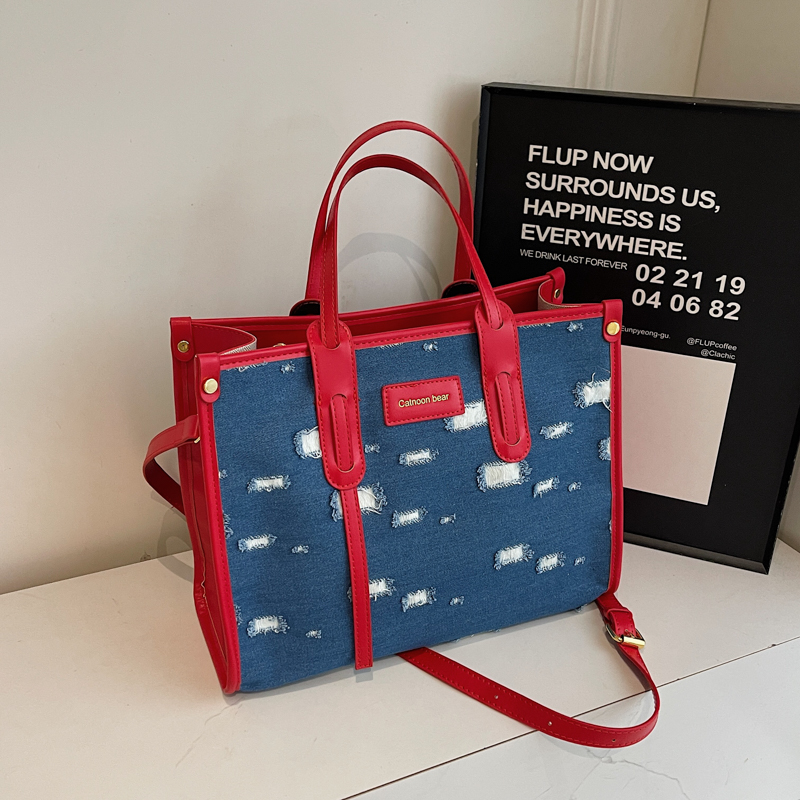 Korean-Style Ripped Denim Tote Bag for Women - Large Capacity Shoulder Crossbody Bag for Commuting - 2025 Fashion Trend Korean-Style Ripped Denim Tote Bag for Women - Large Capacity Shoulder Crossbody Bag for Commuting - 2025 Fashion Trend