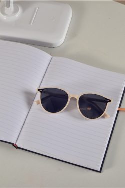 Korean Style Small Face Round Sunglasses for Women - Summer Hot Girl Beach Vacation Street Photography Accessory