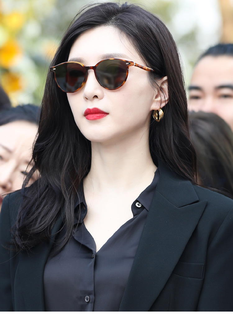 Korean Style Small Face Round Sunglasses for Women - Summer Hot Girl Beach Vacation Street Photography Accessory Korean Style Small Face Round Sunglasses for Women - Summer Hot Girl Beach Vacation Street Photography Accessory