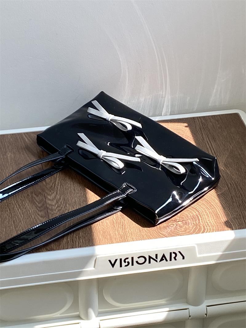 Korean Style Sweet Bow Design Women's Underarm Bag - Small Handheld Shoulder Bag for 2025 Fashion Trends Korean Style Sweet Bow Design Women's Underarm Bag - Small Handheld Shoulder Bag for 2025 Fashion Trends