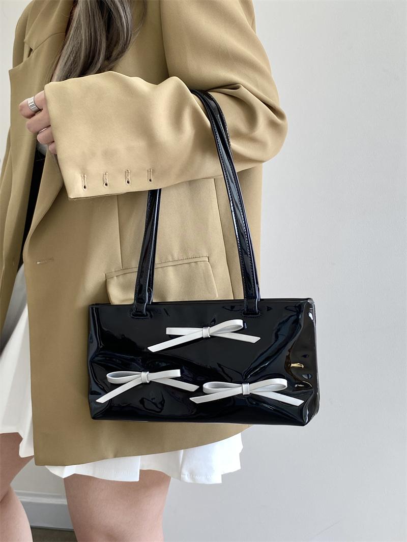 Korean Style Sweet Bow Design Women's Underarm Bag - Small Handheld Shoulder Bag for 2025 Fashion Trends Korean Style Sweet Bow Design Women's Underarm Bag - Small Handheld Shoulder Bag for 2025 Fashion Trends