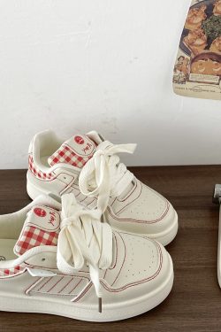 Korean Style Thick-Soled Sneakers for Women - 2025 Versatile Casual Chic White Loafers