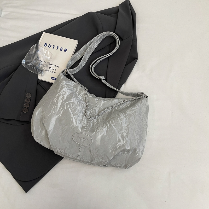 Korean Style Trendy Cute Girl Tote Bag - 2025 Fashion Simple Shoulder Bag for Commuters - Versatile Women's Handbag Korean Style Trendy Cute Girl Tote Bag - 2025 Fashion Simple Shoulder Bag for Commuters - Versatile Women's Handbag