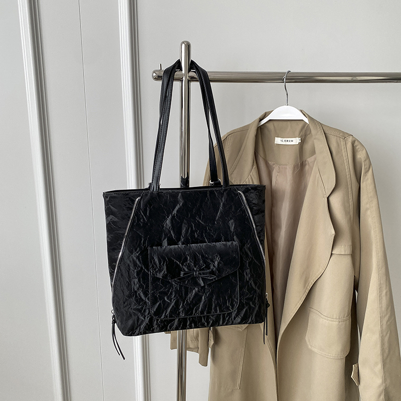 Korean Style Trendy Student Tote Bag for Women - Summer 2025 Minimalist Versatile Large Capacity Casual Backpack Korean Style Trendy Student Tote Bag for Women - Summer 2025 Minimalist Versatile Large Capacity Casual Backpack