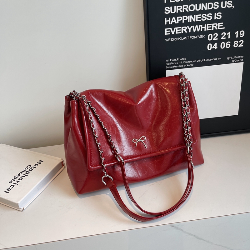 Korean-Style Trendy Underarm Bag for Women - Minimalist Crossbody Shoulder Bag for Summer 2025, Versatile INS Fashion Accessory Korean-Style Trendy Underarm Bag for Women - Minimalist Crossbody Shoulder Bag for Summer 2025, Versatile INS Fashion Accessory