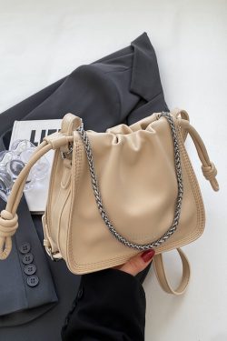 Korean Style Versatile Chain Small Bag for Women, Wrinkled Cloud Square Crossbody Bag, 2025 Spring/Summer Fashion Essential