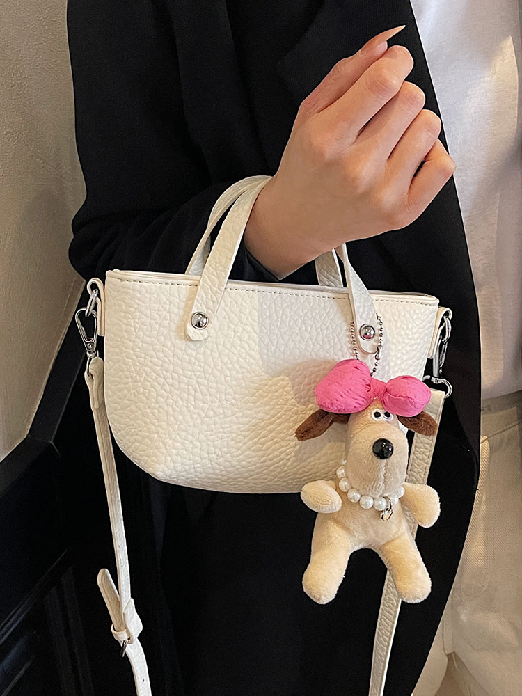 Korean-Style Versatile Shoulder Handbag for Women - 2025 Summer High-End Crossbody Small Bucket Bag Korean-Style Versatile Shoulder Handbag for Women - 2025 Summer High-End Crossbody Small Bucket Bag