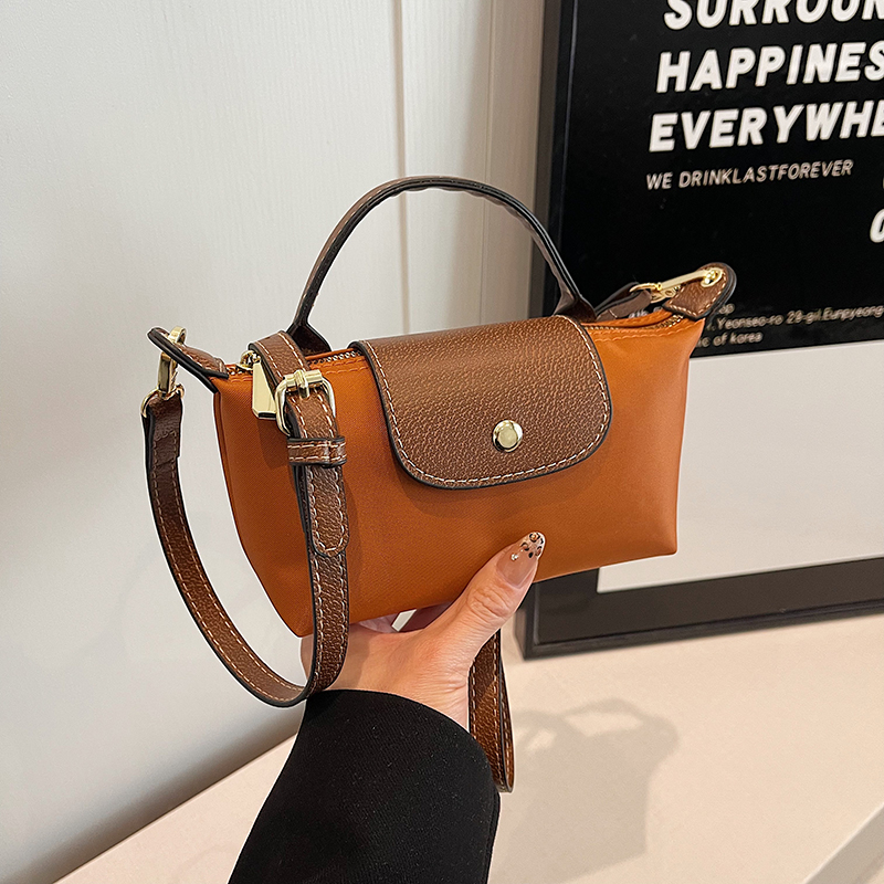 Korean-Style Women's Mini Phone Bag - Trendy High-End Nylon Crossbody Handbag for 2025 Fashion Korean-Style Women's Mini Phone Bag - Trendy High-End Nylon Crossbody Handbag for 2025 Fashion