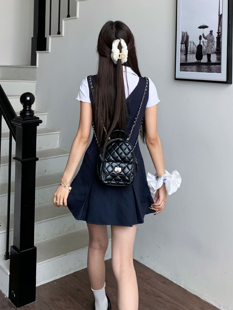 Korean Style Women's V-Neck Sling Dress Set - Summer College Wind Vest & Skirt Outfit Korean Style Women's V-Neck Sling Dress Set - Summer College Wind Vest & Skirt Outfit