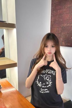 Korean Vintage Hello Kitty Letter Print White Round Neck Short Sleeve Slim Fit Women's Top 90s Y2K Style