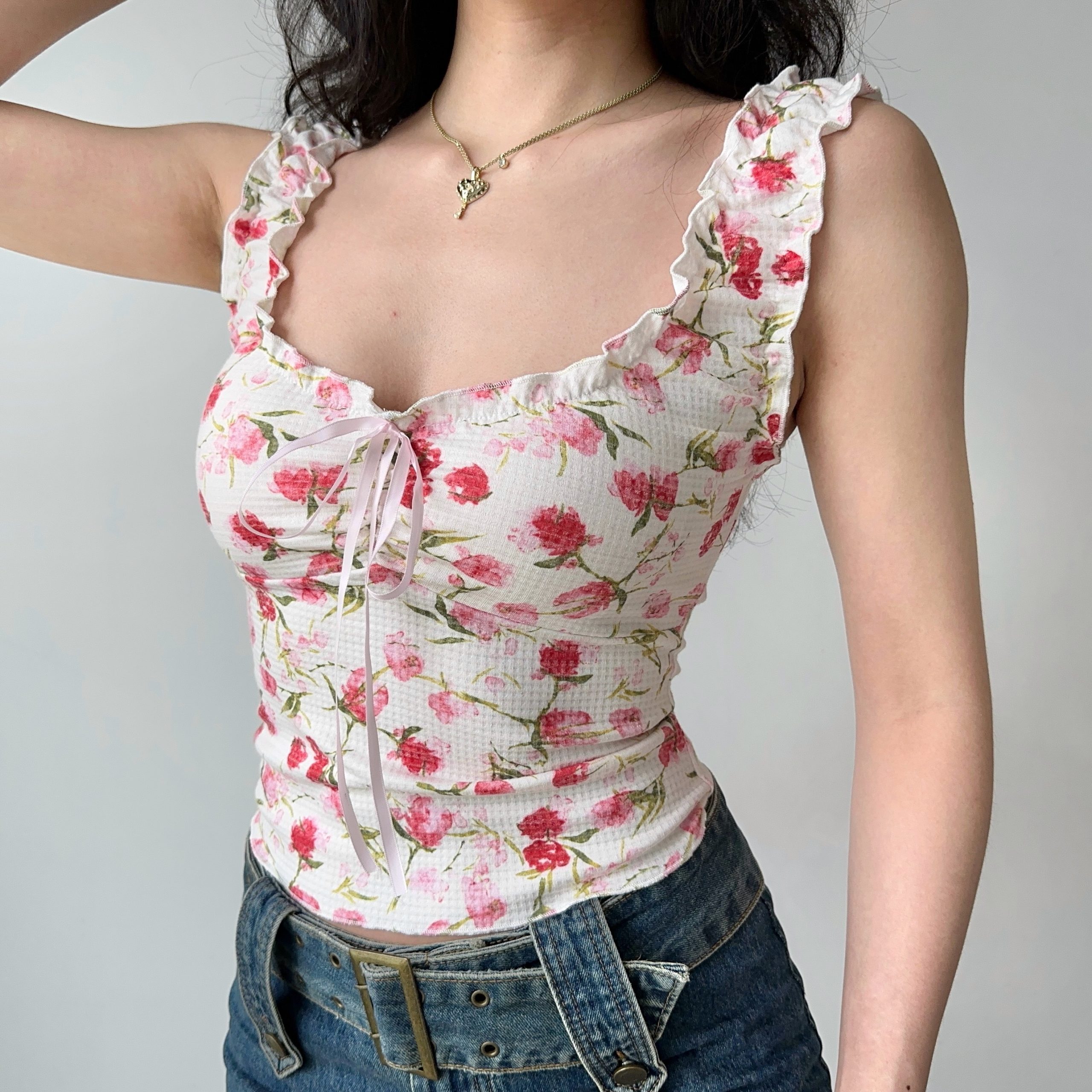 Lace Edge Printed Sleeveless Slim Top for Women - European American Style Summer Fashion Lace Edge Printed Sleeveless Slim Top for Women - European American Style Summer Fashion
