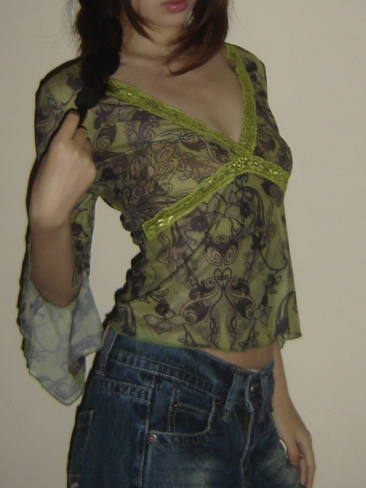 Lace Green Chiffon Low-Cut V-Neck Waist-Defining Sheer Top - Sexy Y2K Style for Trendy Hot Girls Lace Green Chiffon Low-Cut V-Neck Waist-Defining Sheer Top - Sexy Y2K Style for Trendy Hot Girls