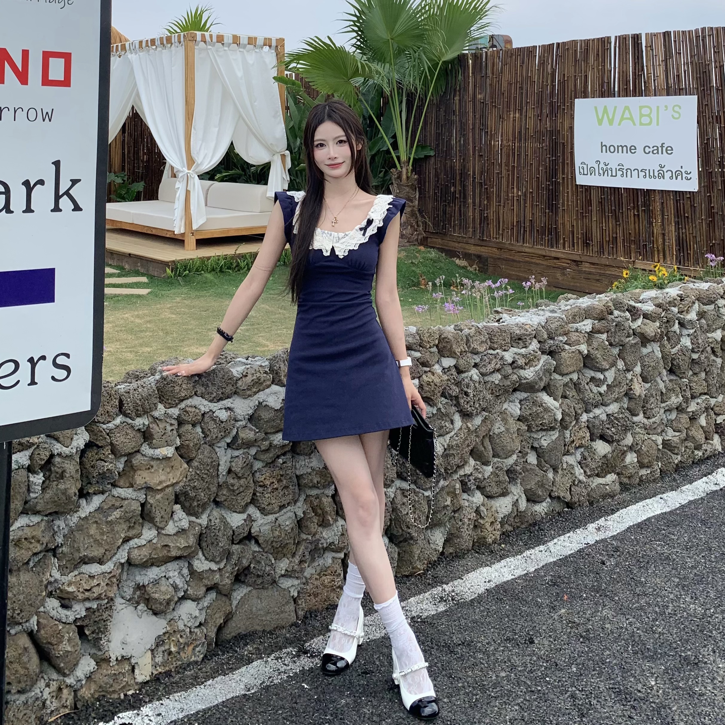 Lace Splicing Design Strap Dress - Women's Summer Sexy Slim Fit Dress with 90s Inspired Style Lace Splicing Design Strap Dress - Women's Summer Sexy Slim Fit Dress with 90s Inspired Style