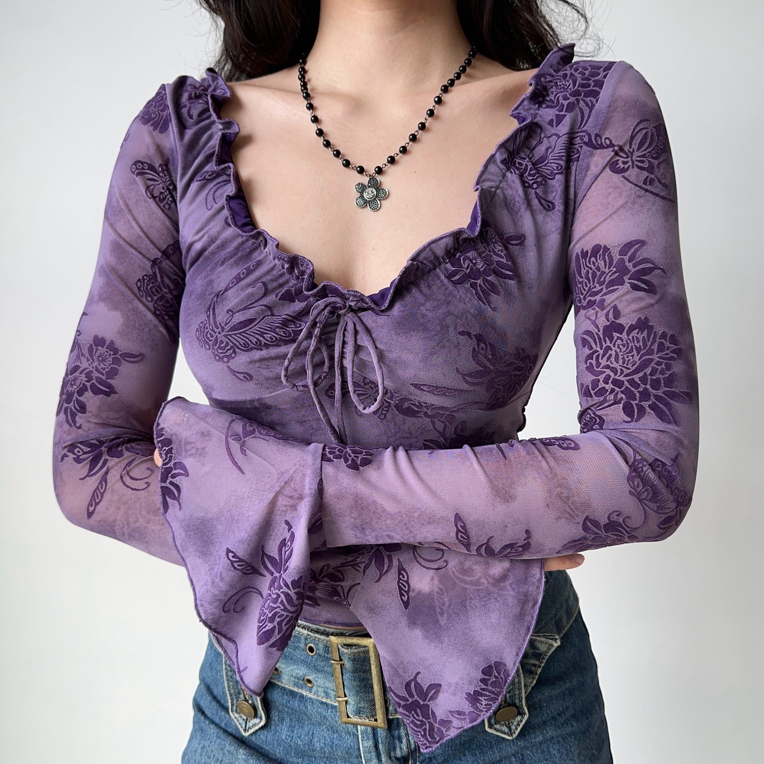 Lace-Trimmed Tie-Dye Velvet T-Shirt for Women - Slim-Fit Bell Sleeve Top in Purple, European and American Style, Y2K Fashion Lace-Trimmed Tie-Dye Velvet T-Shirt for Women - Slim-Fit Bell Sleeve Top in Purple, European and American Style, Y2K Fashion