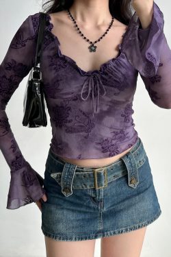Lace-Trimmed Tie-Dye Velvet T-Shirt for Women - Slim-Fit Bell Sleeve Top in Purple, European and American Style, Y2K Fashion