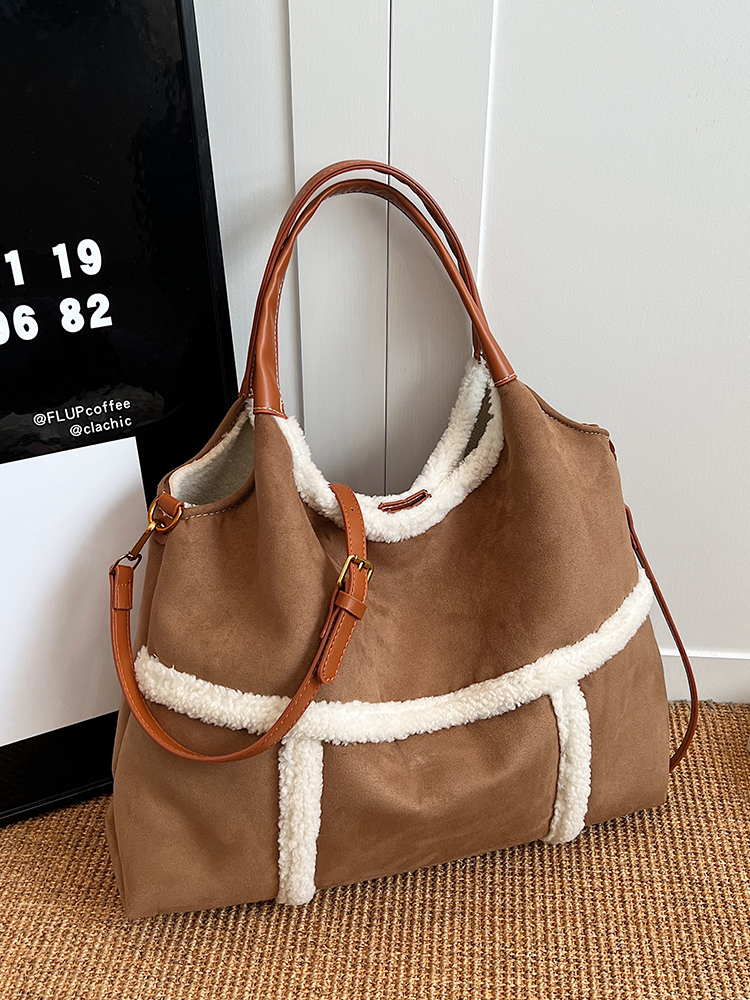 Lambswool Single-Shoulder Tote Bag for Women, High-End Versatile Fashionable Large Capacity Bag, Spring/Summer 2025 Style Lambswool Single-Shoulder Tote Bag for Women, High-End Versatile Fashionable Large Capacity Bag, Spring/Summer 2025 Style