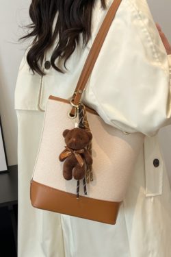 Large Capacity Canvas Shoulder Bag for Women, 2025 Trendy Versatile Commuter Bucket Tote, Niche Fashion Underarm Bag