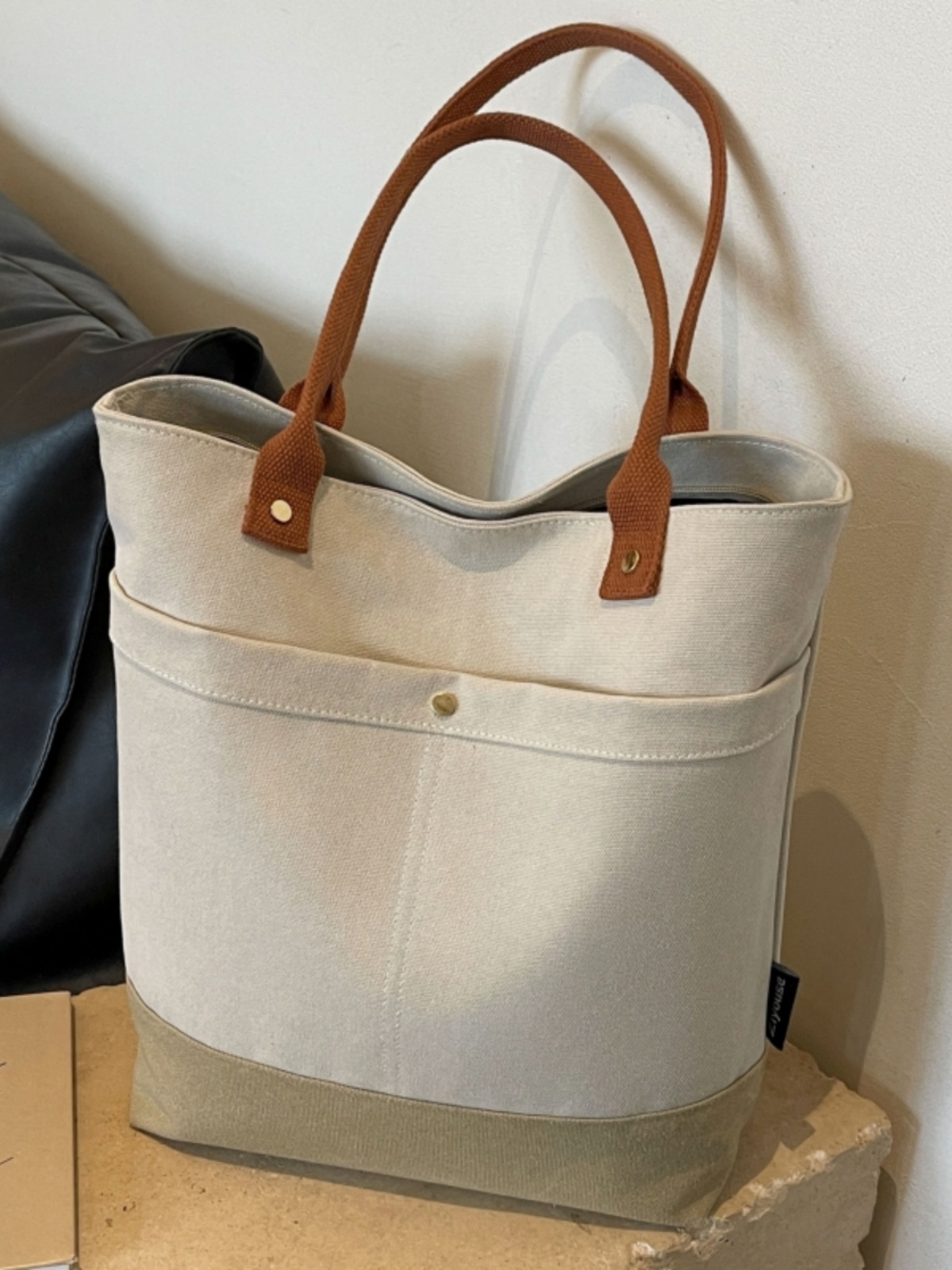 Large Capacity Canvas Tote Bag for Women - Fashionable Korean Style Shoulder Bag for Spring & Summer, Perfect for College Commuting Large Capacity Canvas Tote Bag for Women - Fashionable Korean Style Shoulder Bag for Spring & Summer, Perfect for College Commuting