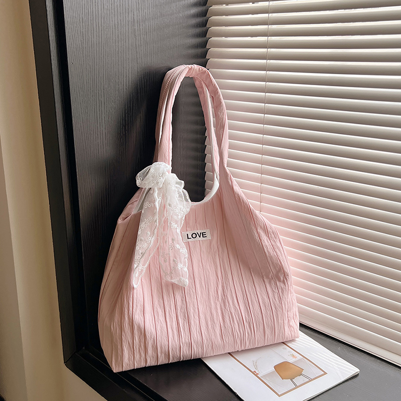 Large Capacity Canvas Tote Bag for Women - Relaxed Single-Shoulder Design, Ideal for College Students and Commuters Large Capacity Canvas Tote Bag for Women - Relaxed Single-Shoulder Design, Ideal for College Students and Commuters