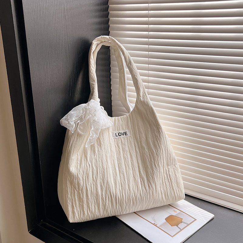 Large Capacity Canvas Tote Bag for Women - Relaxed Single-Shoulder Design, Ideal for College Students and Commuters Large Capacity Canvas Tote Bag for Women - Relaxed Single-Shoulder Design, Ideal for College Students and Commuters