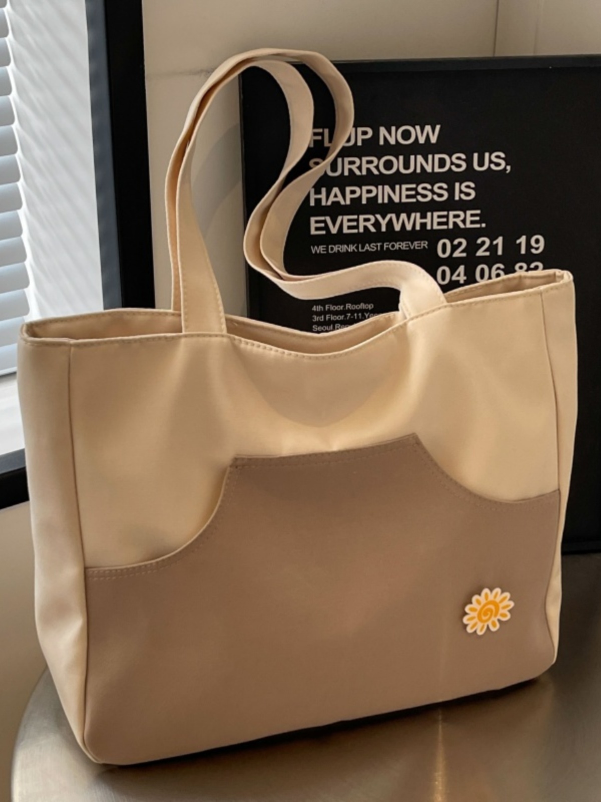 Large Capacity Canvas Tote Bag for Women - Versatile Commuting Shoulder Bag, 2025 Style, Perfect for Students and Daily Use Large Capacity Canvas Tote Bag for Women - Versatile Commuting Shoulder Bag, 2025 Style, Perfect for Students and Daily Use