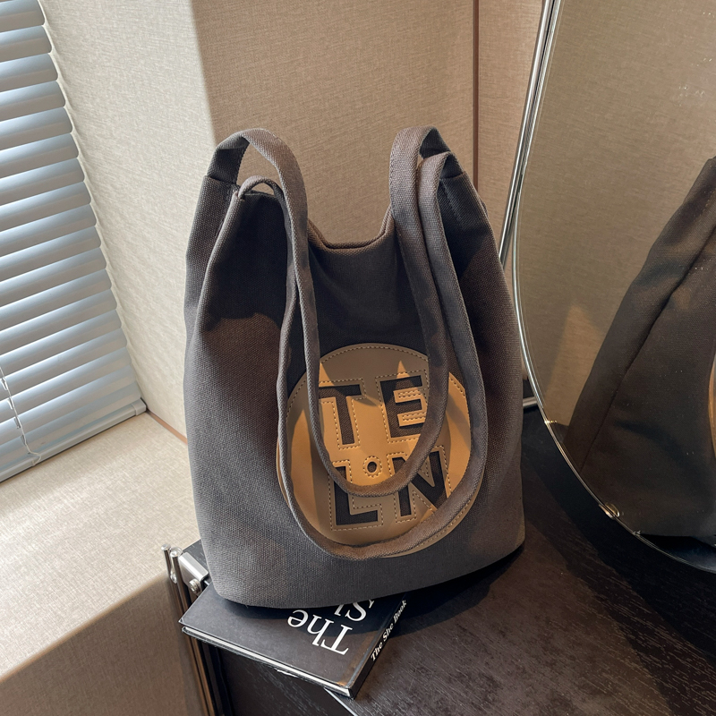 Large Capacity Canvas Tote Bag for Women - Versatile Single Shoulder Underarm Bag with Unique Design for Commuting 2025 Large Capacity Canvas Tote Bag for Women - Versatile Single Shoulder Underarm Bag with Unique Design for Commuting 2025