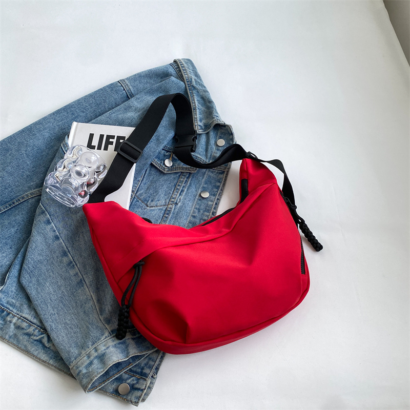 Large-Capacity Korean-Style Tote Bag for Women - 2025 Spring/Summer Casual Commuting Shoulder Bag Large-Capacity Korean-Style Tote Bag for Women - 2025 Spring/Summer Casual Commuting Shoulder Bag