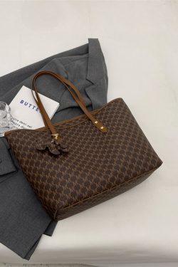 Large-Capacity Letter Design Tote Bag for Women - Versatile Summer 2025 Casual Underarm Bag, Trendy Everyday Essential