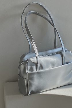 Large Capacity Metallic Silver Shoulder Tote Bag for Women - Spring Summer Commuter Style, Trendy Niche Design 2025