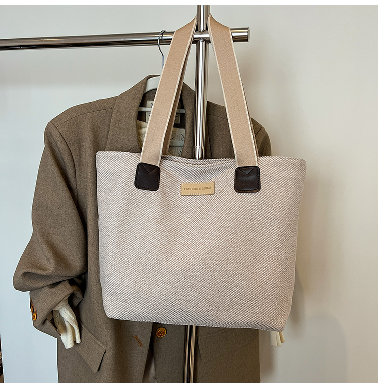 Large Capacity Minimalist Canvas Tote Bag for Women - Versatile Casual Commuter Shoulder Bag 2025 Large Capacity Minimalist Canvas Tote Bag for Women - Versatile Casual Commuter Shoulder Bag 2025