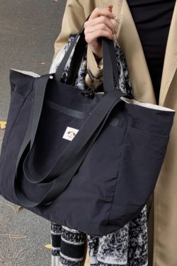 Large Capacity Nylon Tote Bag for Women, 2025 Outdoor Commuting Double-Sided Shoulder Bag, Ideal for Short-Distance Travel