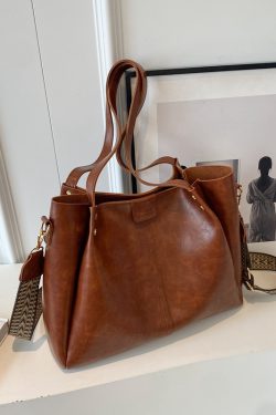 Large-Capacity Shoulder Bag for Commuting - Women's Retro Tote in Korean Style for Spring/Summer 2025 Fashion