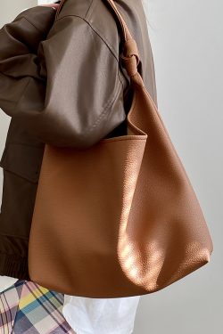 Large Capacity Soft Leather Shoulder Tote Bag for Women - Spring/Summer Commuting Essential, Trendy Niche Design