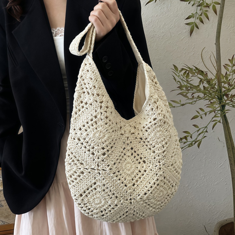 Large Capacity Straw Tote Bag for Women - Summer 2025 Commuter Shoulder Bag, Woven Beach Vacation Style Large Capacity Straw Tote Bag for Women - Summer 2025 Commuter Shoulder Bag, Woven Beach Vacation Style