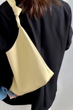 Large Capacity Tote Bag for Women - Niche Design for Spring & Summer, Versatile Shoulder & Hand-Held Style for Commuting & Classes