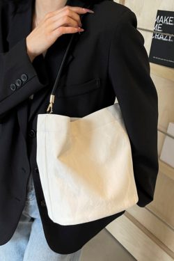 Large Capacity Women's Casual Shoulder Bag - Summer 2025 Minimalist Underarm Tote for Relaxed Commuting