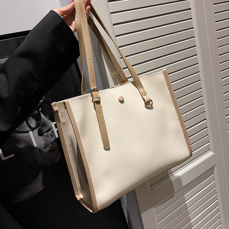 Large Capacity Women's Commuter Bag - High-Quality Texture Shoulder Tote for Autumn Winter 2025 Fashion Large Capacity Women's Commuter Bag - High-Quality Texture Shoulder Tote for Autumn Winter 2025 Fashion
