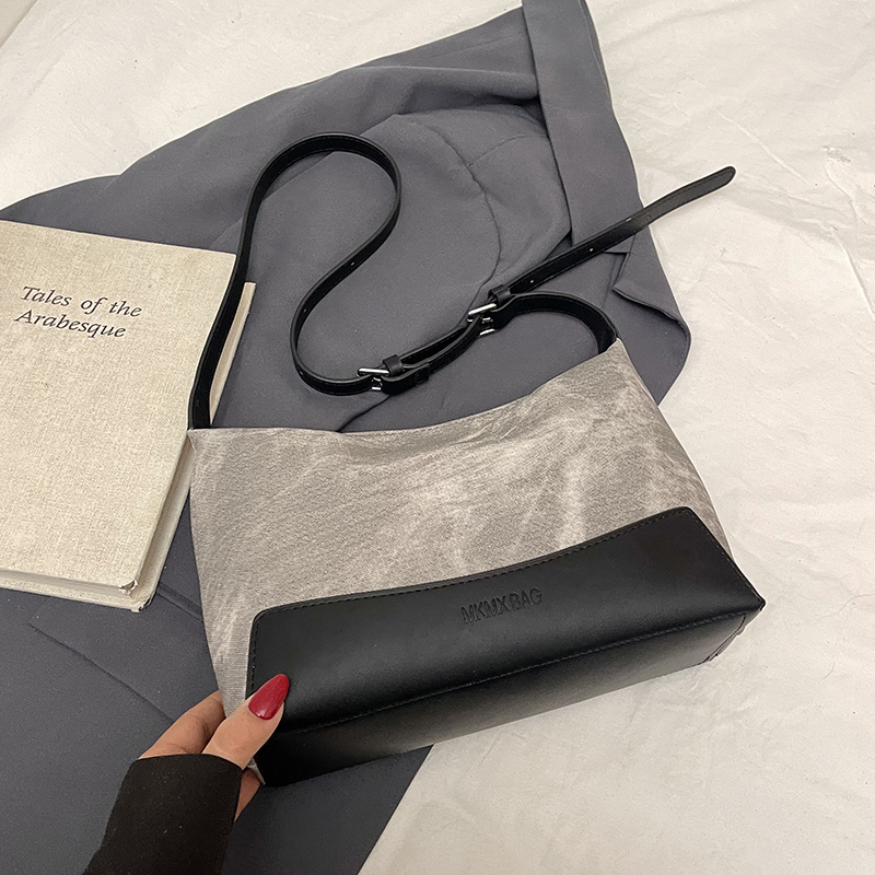 Large Capacity Women's Shoulder Bag 2025 - Trendy Versatile Commuter Tote Crossbody Bag for Everyday Use Large Capacity Women's Shoulder Bag 2025 - Trendy Versatile Commuter Tote Crossbody Bag for Everyday Use