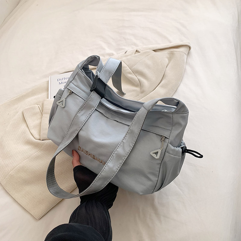 Large Capacity Women's Tote Bag - 2025 Casual Oxford Fabric Underarm Bag in Minimalist Niche Fashion Style Large Capacity Women's Tote Bag - 2025 Casual Oxford Fabric Underarm Bag in Minimalist Niche Fashion Style