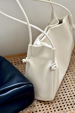 Large Capacity Women's Tote Bag - High-End Commuting Shoulder Handbag for Spring and Summer - Trendy Niche Design 2025