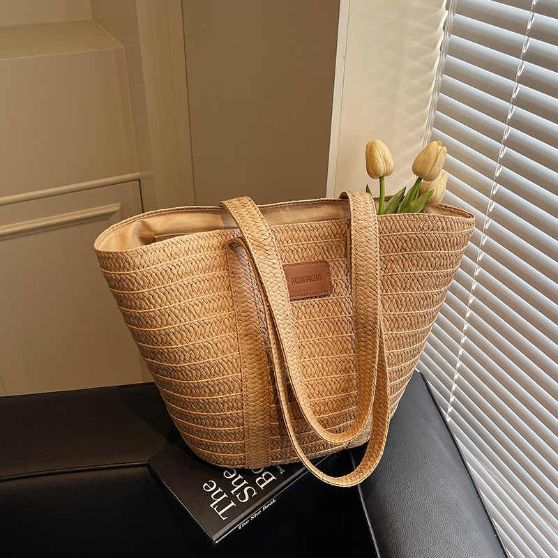 Large Capacity Woven Bucket Bag for Women - Versatile Straw Tote for Beach Vacations & Commuting, 2025 Fashion Essential Large Capacity Woven Bucket Bag for Women - Versatile Straw Tote for Beach Vacations & Commuting, 2025 Fashion Essential