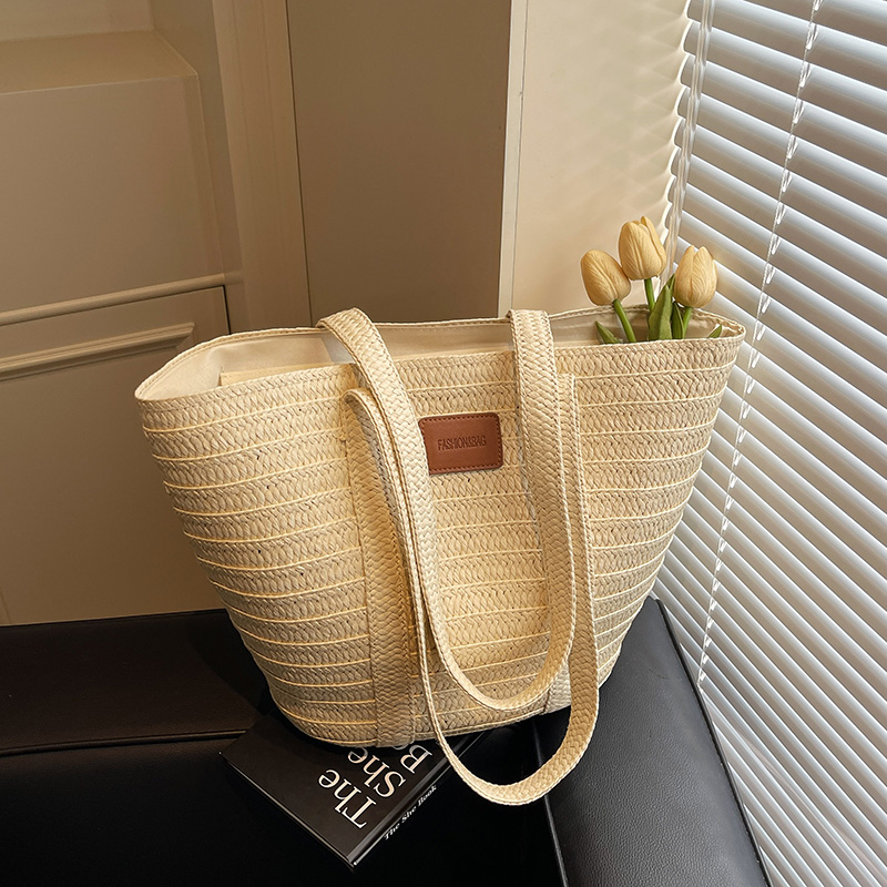 Large Capacity Woven Bucket Bag for Women - Versatile Straw Tote for Beach Vacations & Commuting, 2025 Fashion Essential Large Capacity Woven Bucket Bag for Women - Versatile Straw Tote for Beach Vacations & Commuting, 2025 Fashion Essential