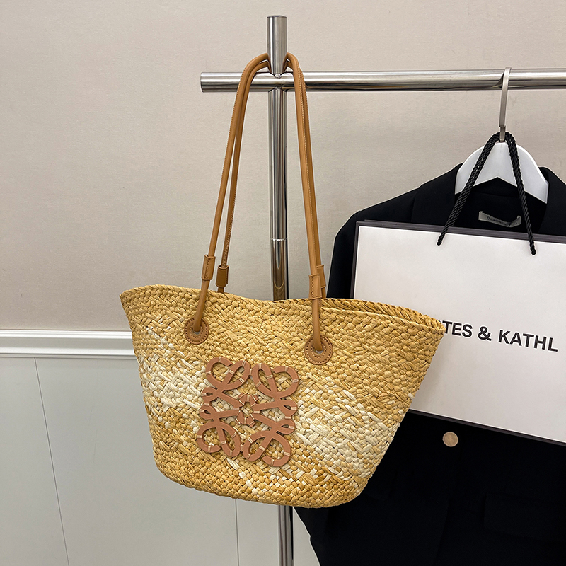 Large Capacity Woven Straw Bag - Casual Versatile Shoulder Bag for Beachside Vacations - 2025 Fashion Trend Large Capacity Woven Straw Bag - Casual Versatile Shoulder Bag for Beachside Vacations - 2025 Fashion Trend