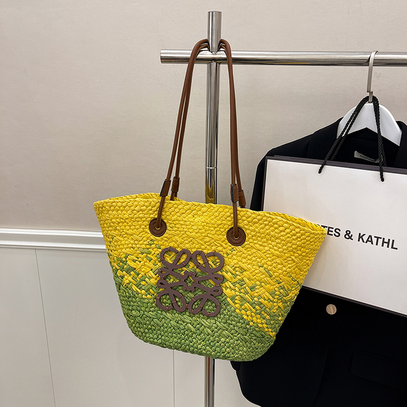 Large Capacity Woven Straw Bag - Casual Versatile Shoulder Bag for Beachside Vacations - 2025 Fashion Trend Large Capacity Woven Straw Bag - Casual Versatile Shoulder Bag for Beachside Vacations - 2025 Fashion Trend