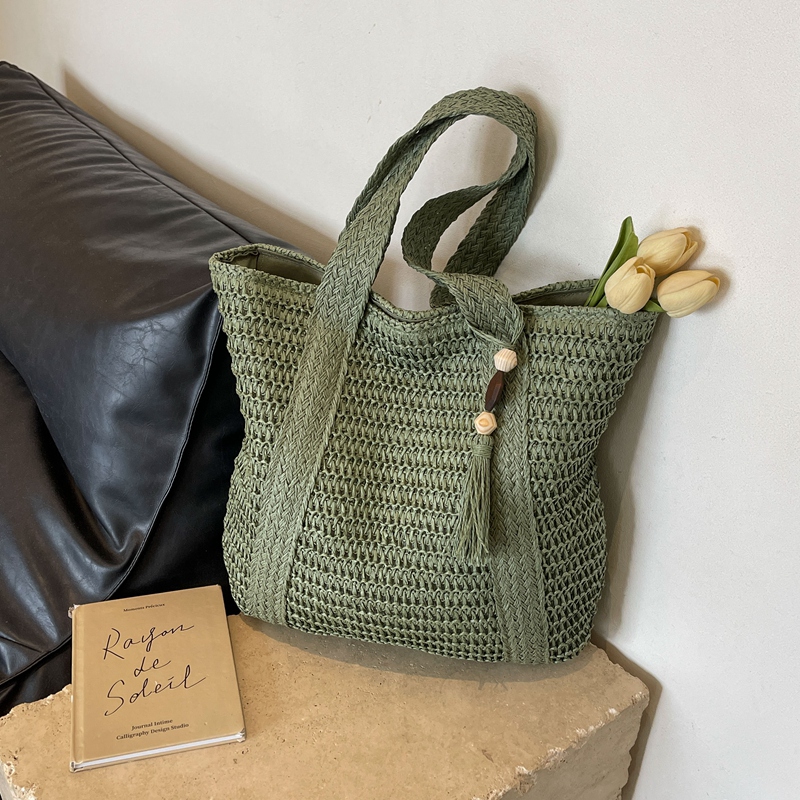 Large Capacity Woven Straw Beach Bag for Women - Autumn 2025 Shoulder Tote Handbag, Perfect for Vacations and Everyday Use Large Capacity Woven Straw Beach Bag for Women - Autumn 2025 Shoulder Tote Handbag, Perfect for Vacations and Everyday Use
